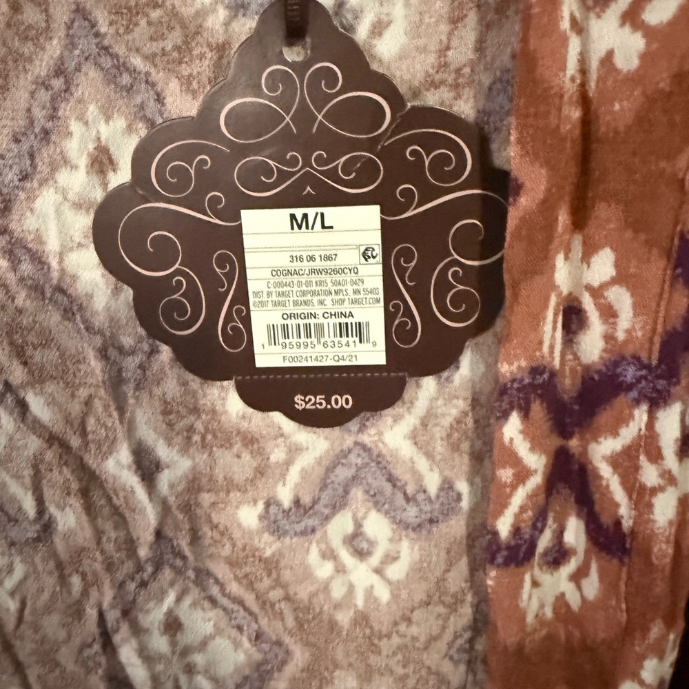 Knox Rose Kimono-and Cream Diamond Patterned 3/4 sleeves-M/Lg-NWT - Picture 3 of 3